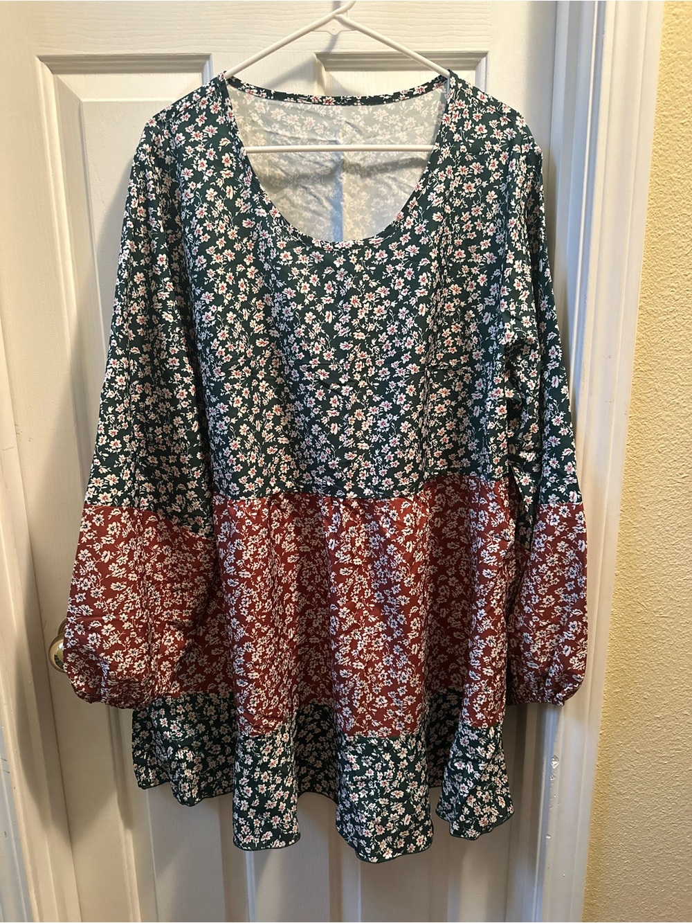 Green and Rust Floral Tiered Long Sleeve Tunic